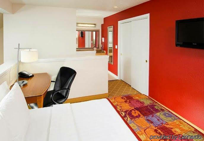 Value Suites Extended Stay - St Louis Maryland Heights Exterior foto